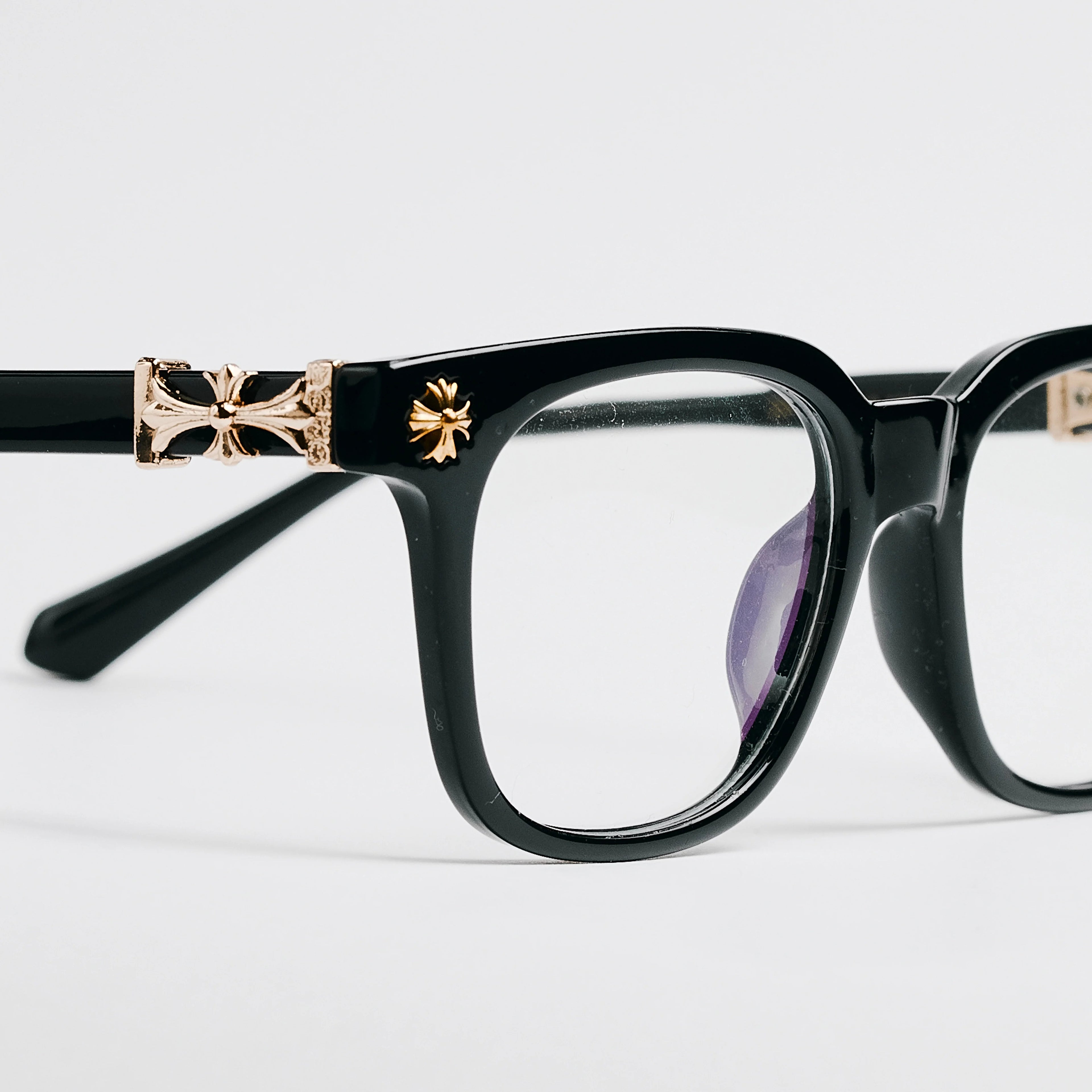 Black/Gold